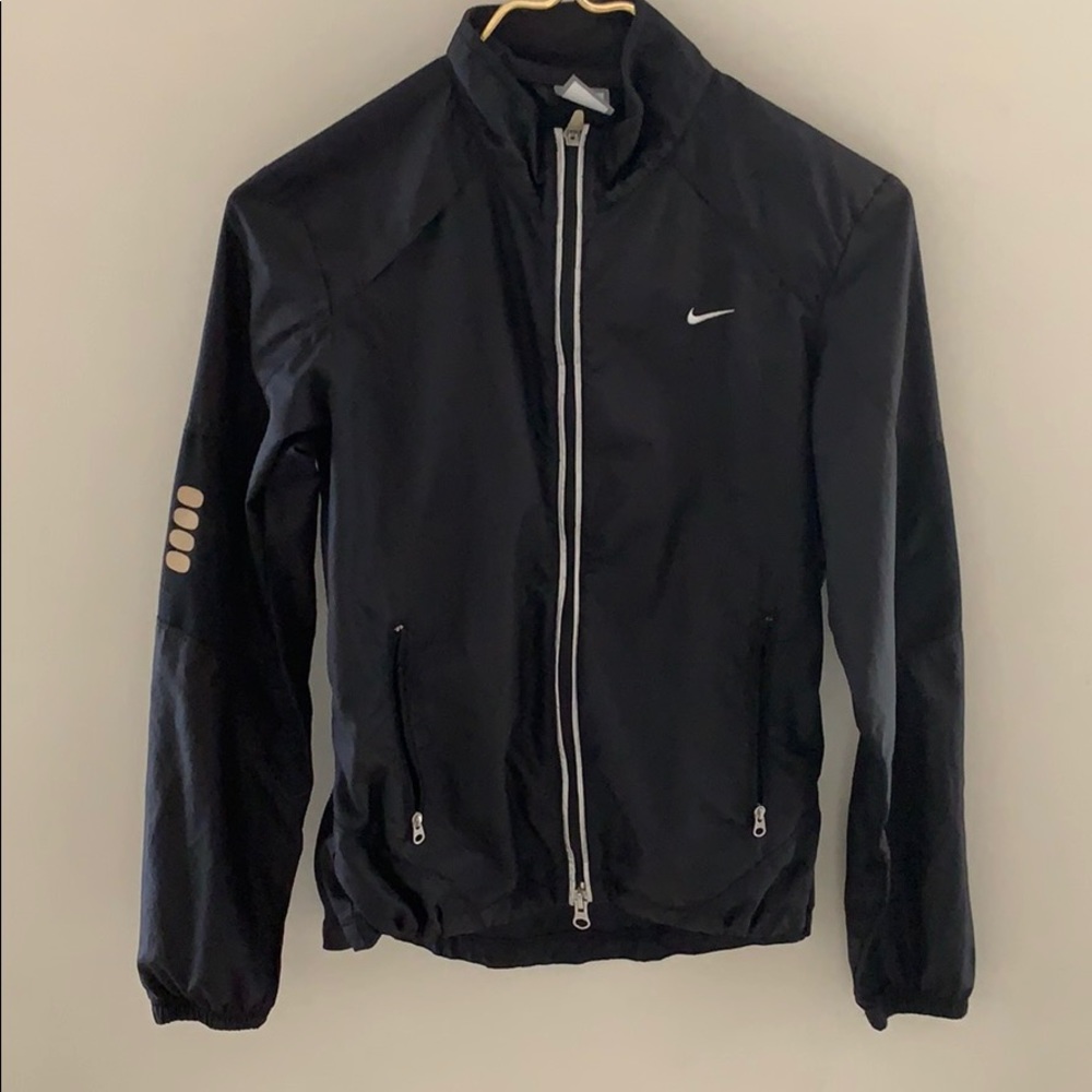 Black nike wind jacket
